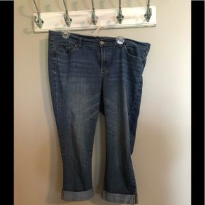 NY & Company Capri Jeans
